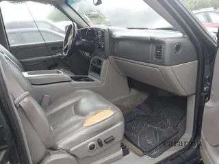 2004 GMC Yukon XL SLT