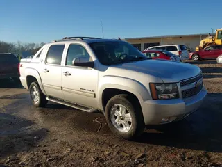 2013 Chevrolet Avalanche LT