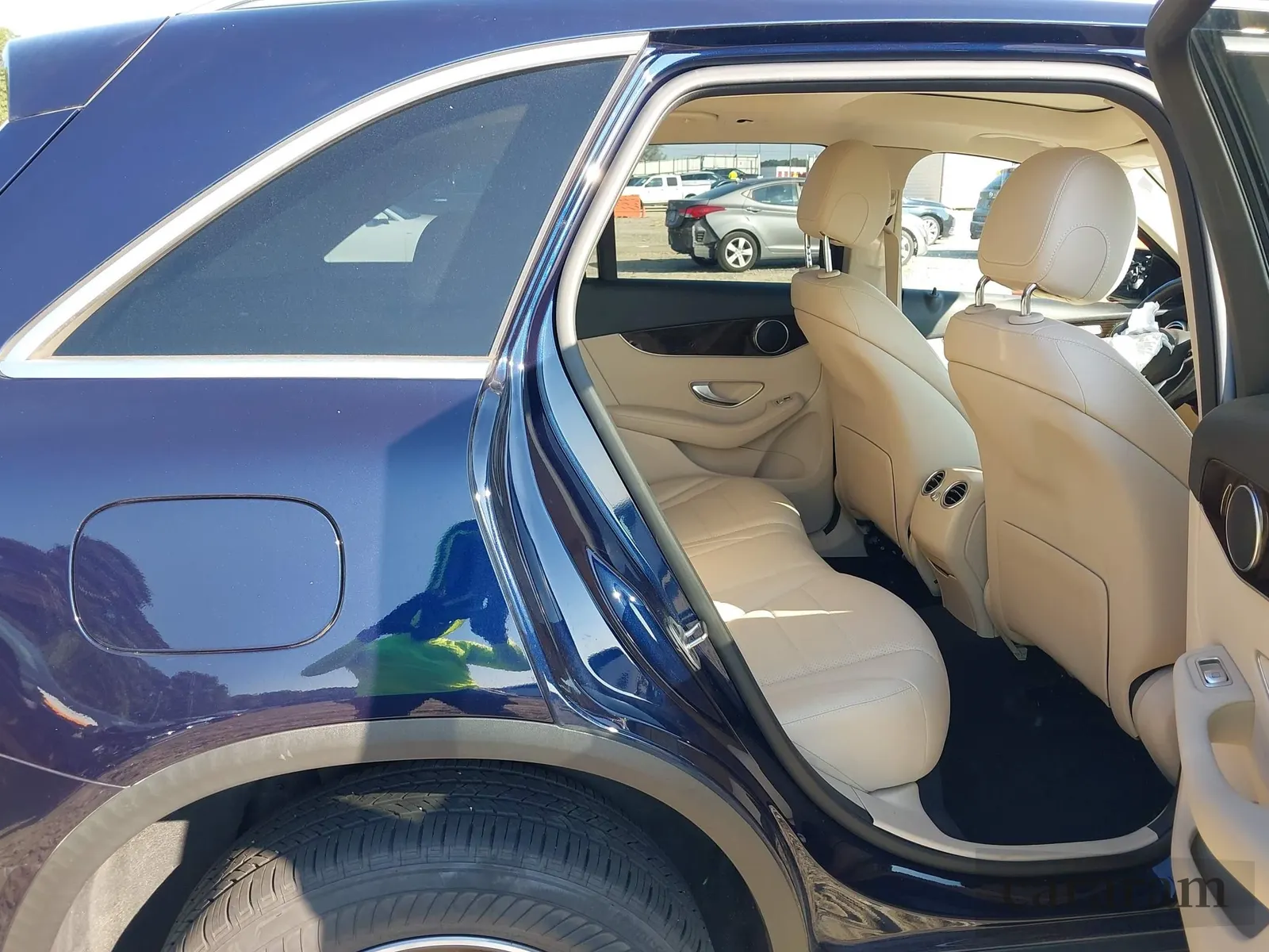 2021 Mercedes-Benz GLC 300