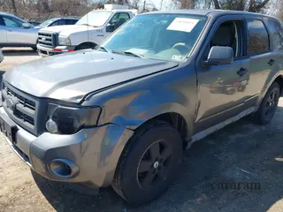 2011 Ford Escape XLS