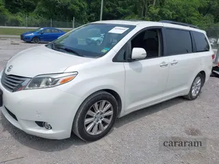 2015 Toyota Sienna XLE