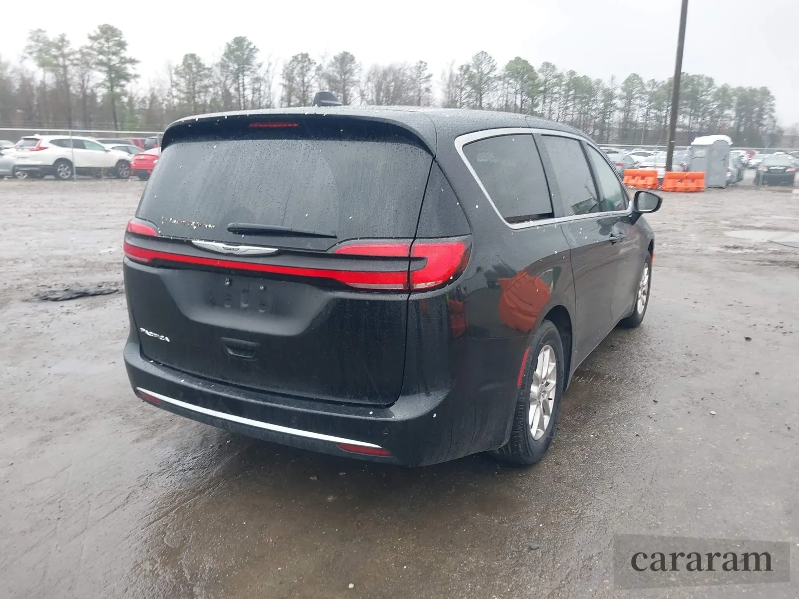 2025 Chrysler Pacifica Select