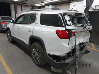 2017 GMC Acadia SLT