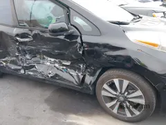 2016 Nissan LEAF SL