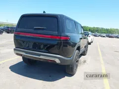 2023 Rivian R1S Adventure