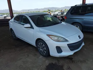 2013 Mazda 3 i SV