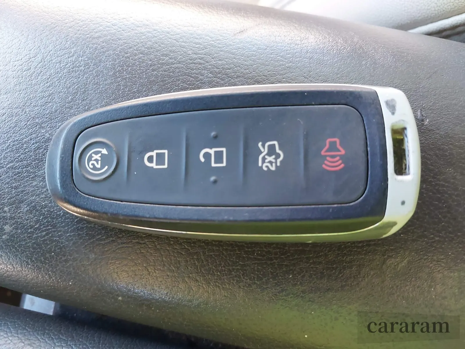 2013 Lincoln MKS