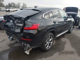 2024 BMW X4 xDrive30i
