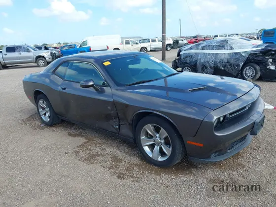 2015 Dodge Challenger SXT