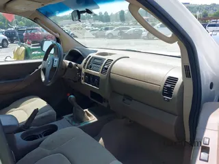2006 Nissan Frontier SE