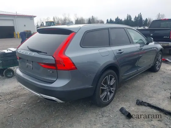 2017 Volvo V90