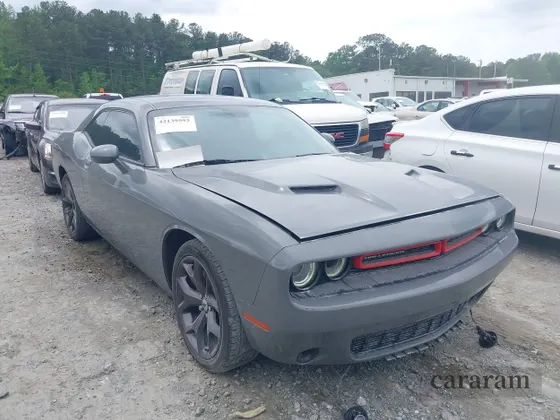 2018 Dodge Challenger SXT