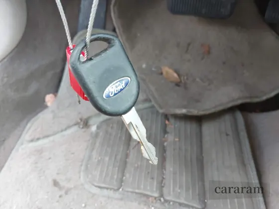 2001 Ford Taurus SES