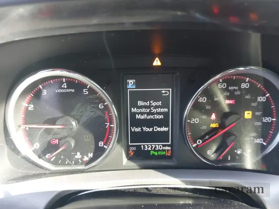 2017 Toyota RAV4 SE