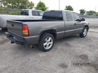 2000 Chevrolet Silverado 1500 LS
