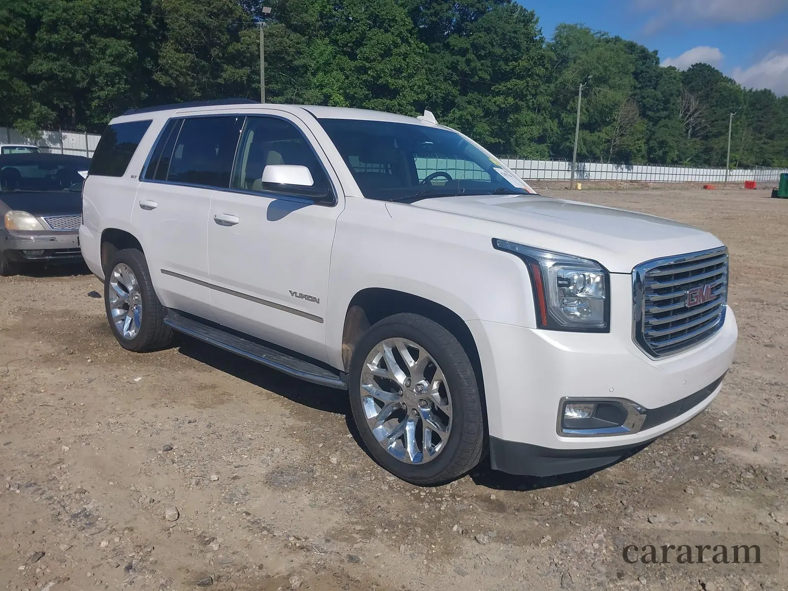 2020 GMC Yukon SLT