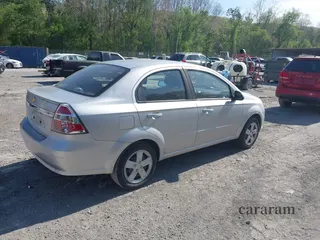 2011 Chevrolet Aveo 2LT
