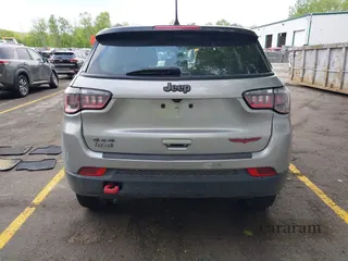 2023 Jeep Compass Trailhawk