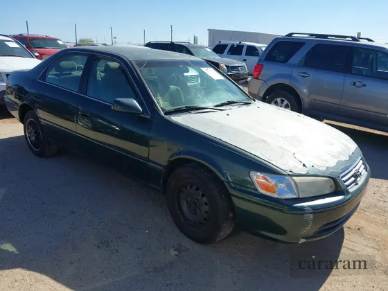 2000 Toyota Camry CE