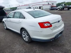 2010 Ford Taurus SEL