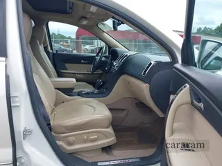 2011 GMC Acadia Denali