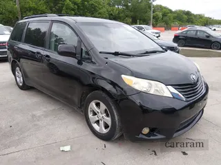 2012 Toyota Sienna LE AAS