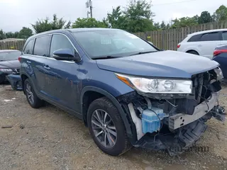 2018 Toyota Highlander SE