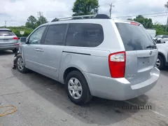 2006 Kia Sedona LX