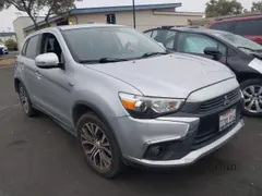 2017 Mitsubishi Outlander ES