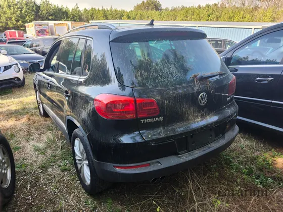 2015 Volkswagen Tiguan S