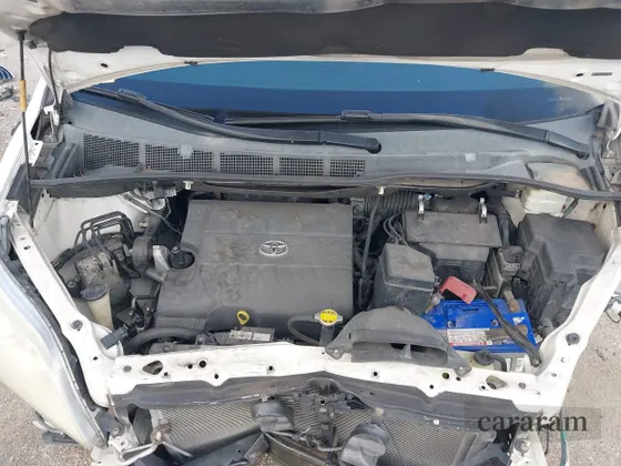 2013 Toyota Sienna LE AAS