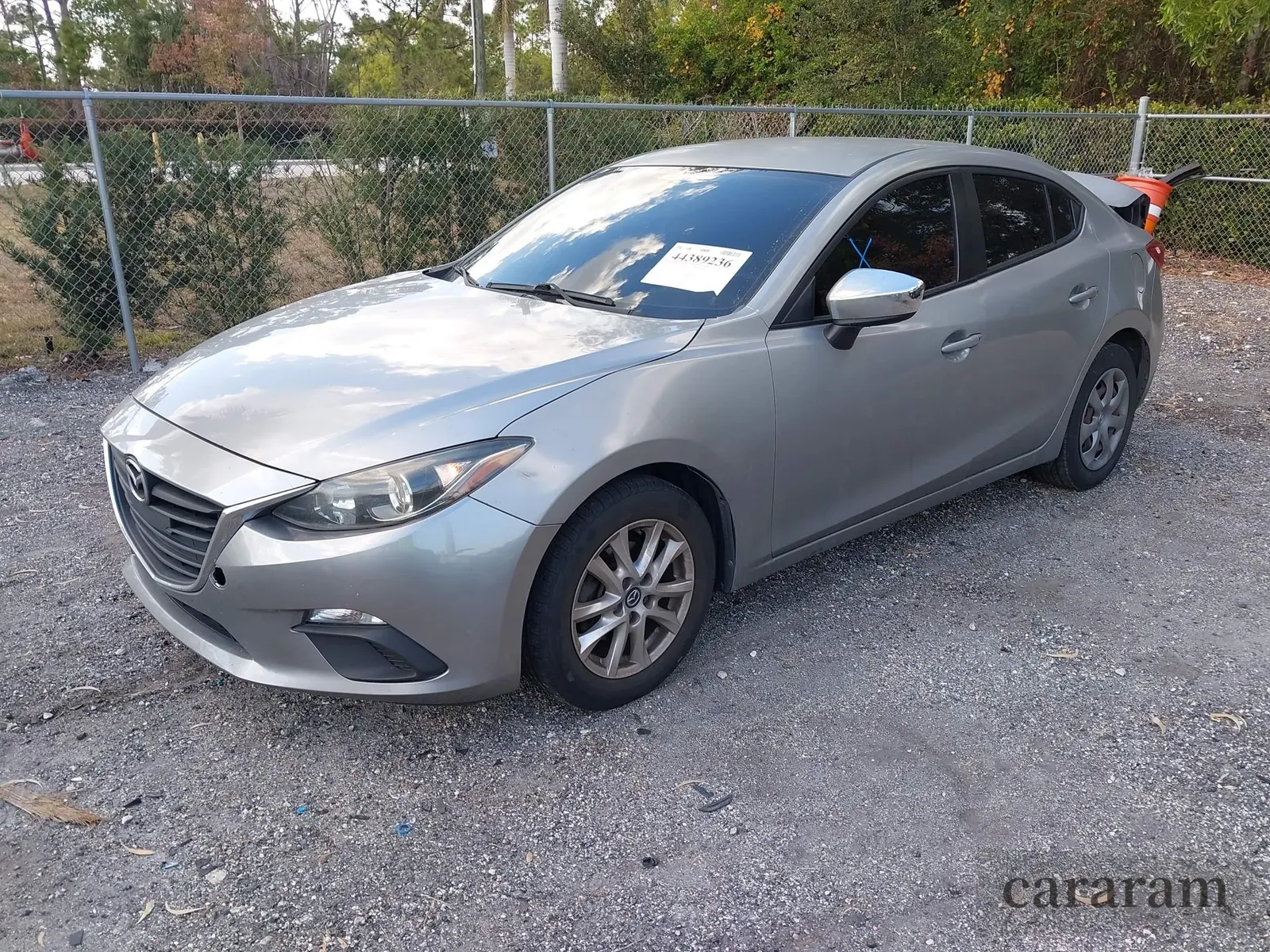 2015 Mazda 3 i SV