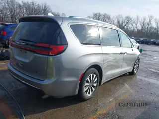2021 Chrysler Pacifica Hybrid Touring L