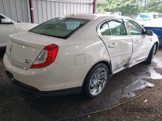 2014 Lincoln MKS