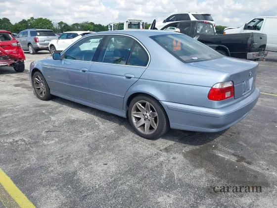 2003 BMW 5 Series 525i