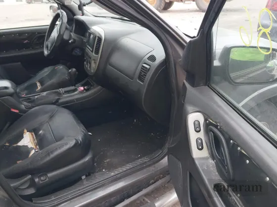 2005 Ford Escape Limited