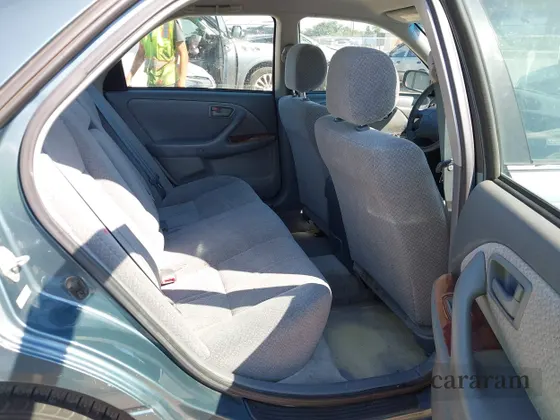 2000 Toyota Camry LE