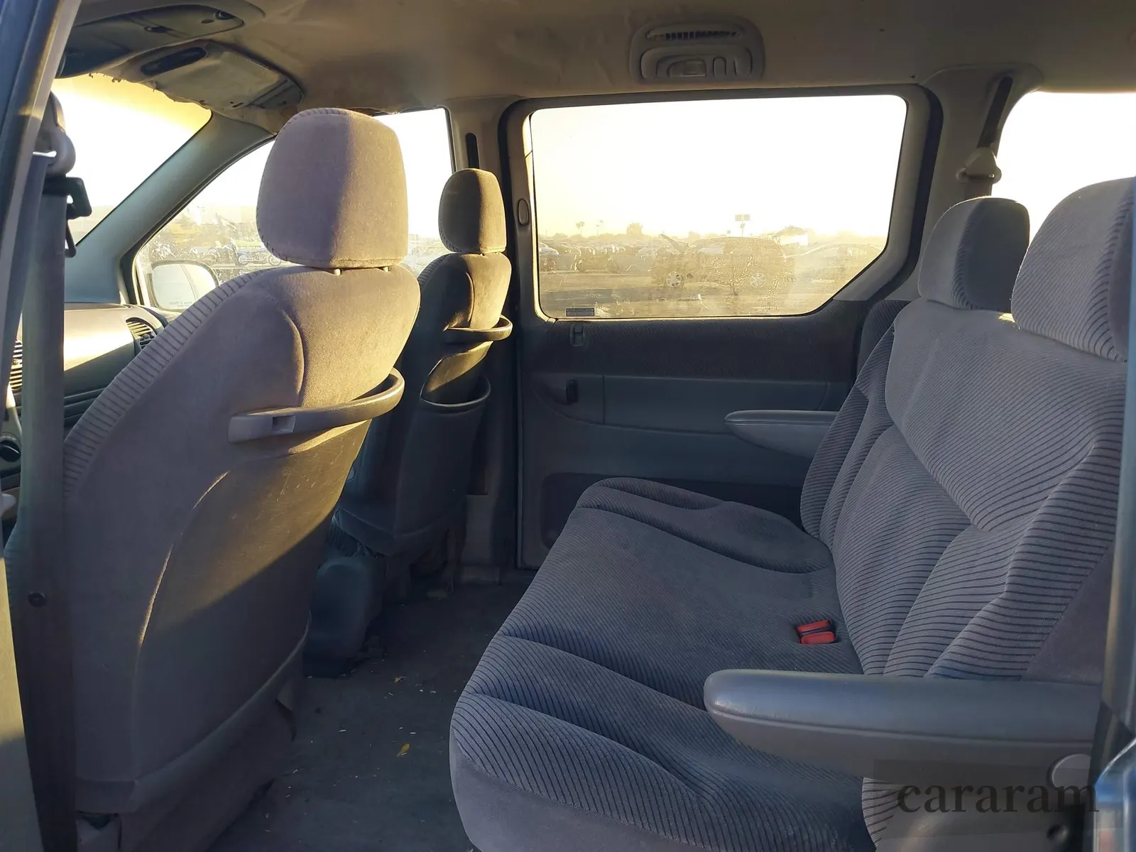 1996 Dodge Caravan LE