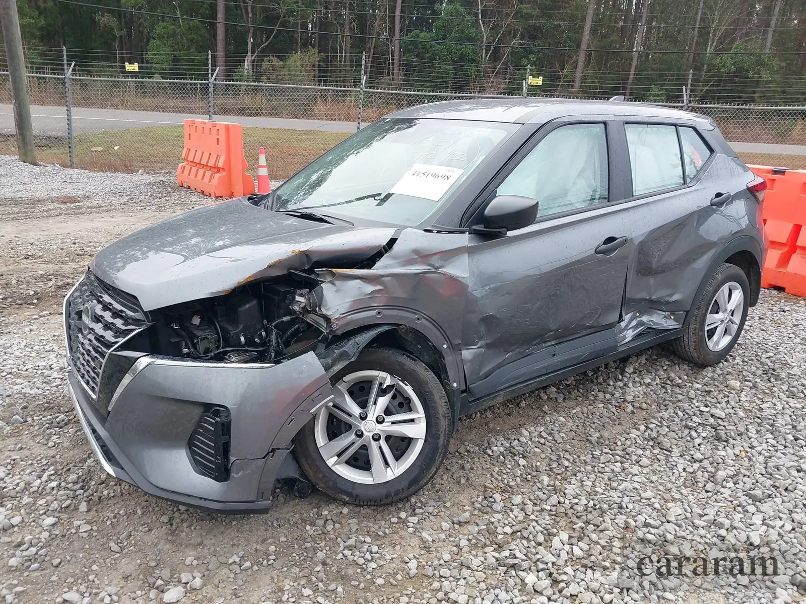 2024 Nissan Kicks S