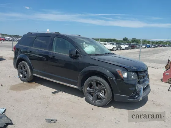 2020 Dodge Journey Crossroad