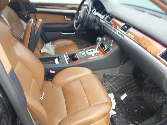 2010 Audi A8