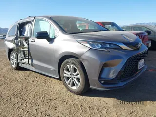 2021 Toyota Sienna XSE