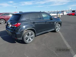 2020 Mitsubishi Outlander ES
