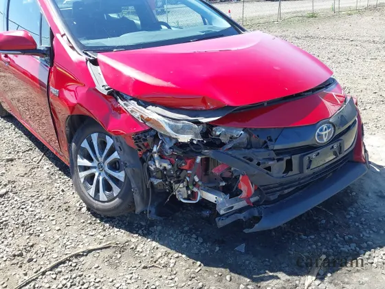 2020 Toyota Prius LE