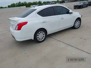 2019 Nissan Versa SV