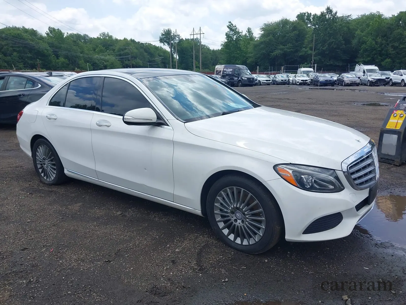 2015 Mercedes-Benz C 300 Luxury
