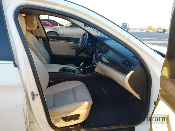 2011 BMW 5 Series 528i