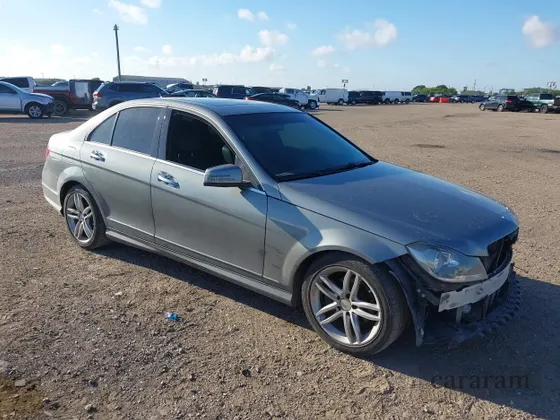 2013 Mercedes-Benz C 250 Sport