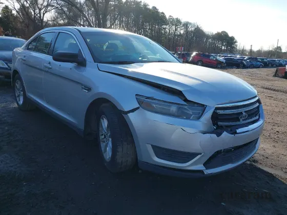 2013 Ford Taurus SE