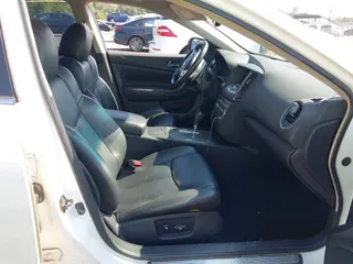 2010 Nissan Maxima S